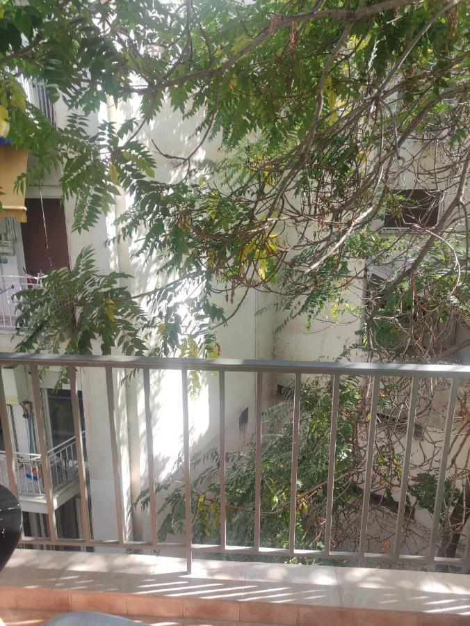 G M 3 Rooms Kentpo In The Heart Of The City Лариса Екстер'єр фото